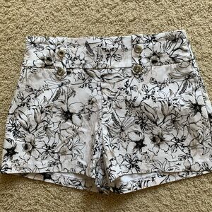 Very comfortable pull on shorts